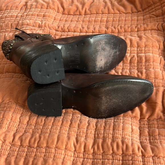 Frye Brown studded Billy Bootie Size 8 - Picture 6 of 8
